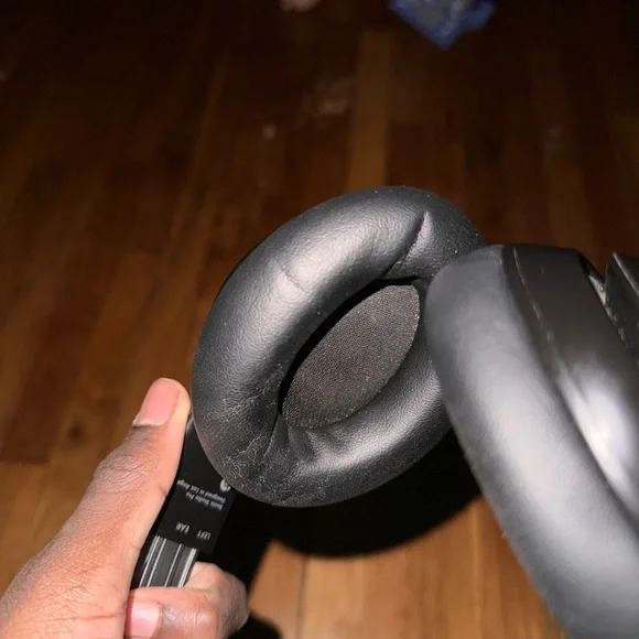 Beats Studio pro like new